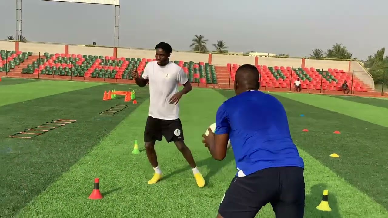 NATHANIEL ADJEI  (PRE SEASON TRAINING) #trainlikeaprogh #wearetrainlikeaprogh #staminafitness #fifa