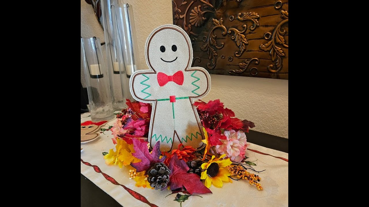 Video instructions -  Applique ITH (In the hoop)  Paper Towel Holder Dector Gingerbread Boy