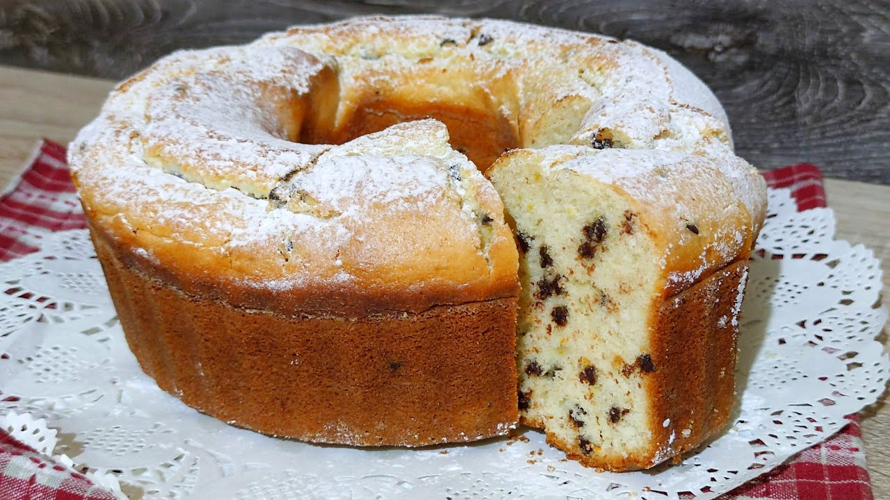 Ciambellone al mascarpone e gocce di cioccolato facile e veloce da preparare e piacerà a tutti 🥰