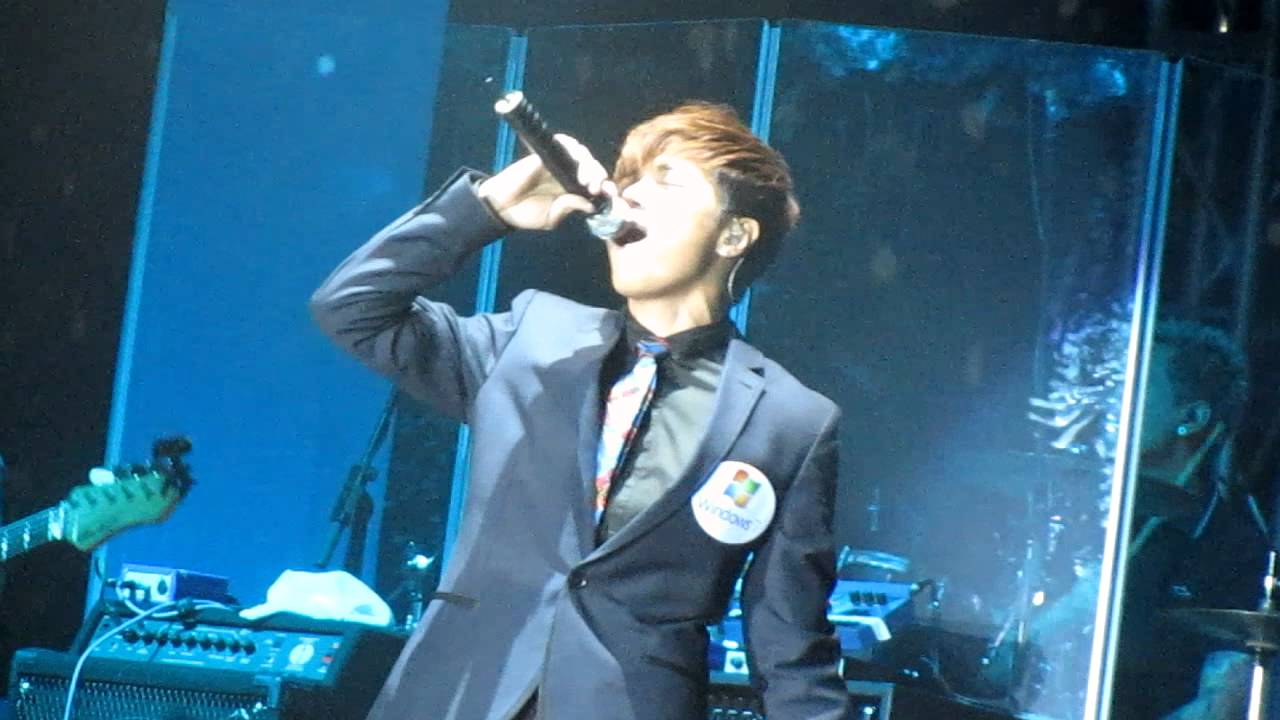 張敬軒 壯舉 (2011.05.14 Windows 7 Simplify your life concert)