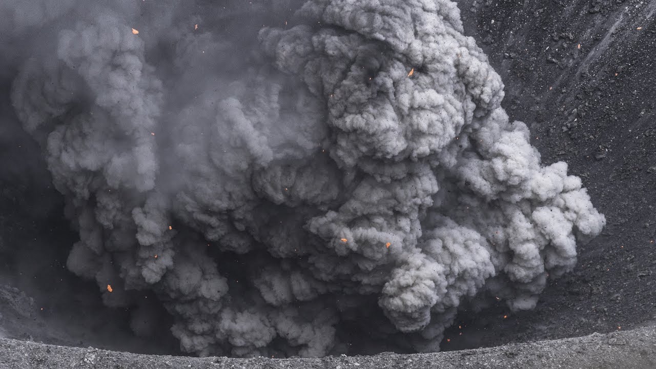 Dukono: Survive on the summit of the incredible active volcano Gunung Dukono  Panorama, Time lapse