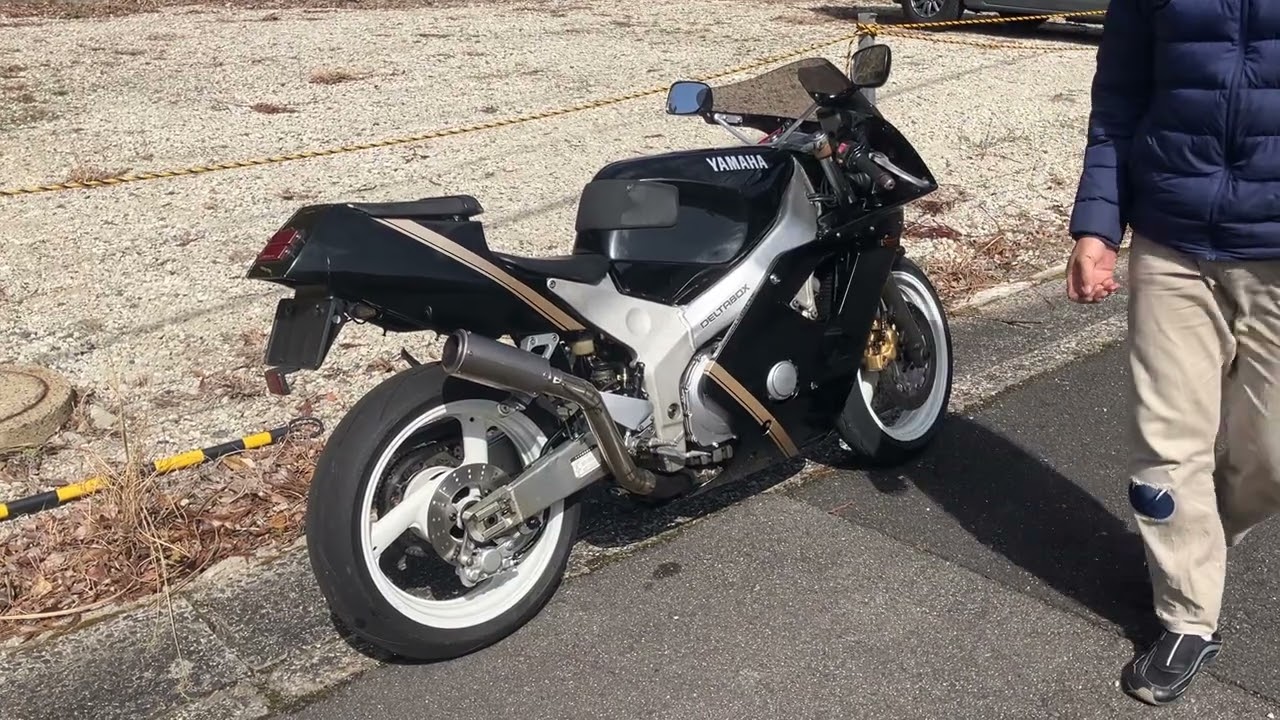 Yamaha FZR400RR 3TJ1 始動音　汎用マフラー　FZR レーサーレプリカ　