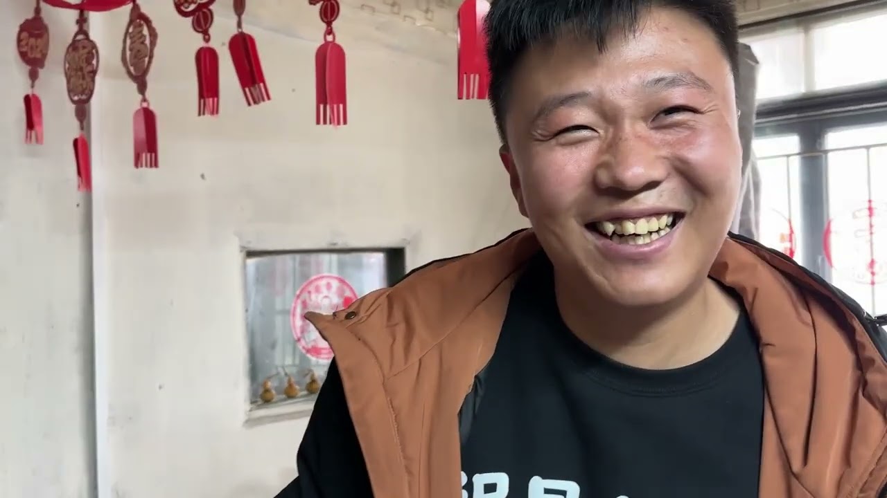 大风天躲在乡村电竞房，和单身兄弟们一起快乐生活