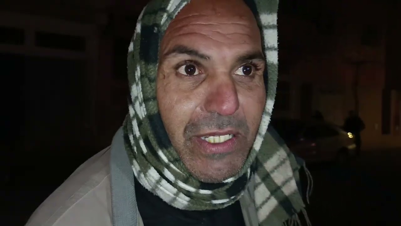 كنا مع المشجع من مدينه وجده المهوس بكره القدم والمنتخب المغربي وقال لك الكس يبقى مغربي