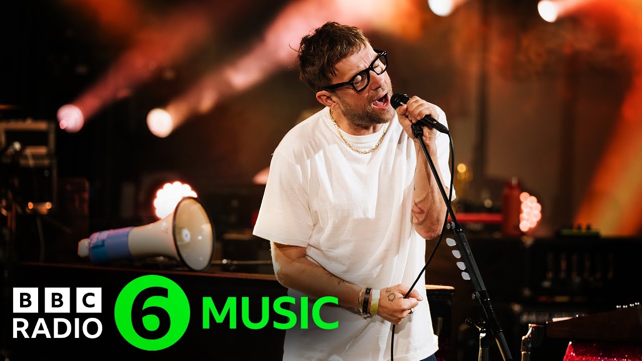 Blur - Colin Zeal (6 Music Live Session)