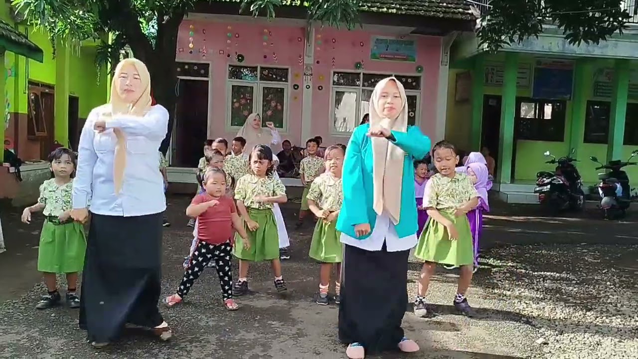 Gerak dan lagu anak (Tugas UAs semester 1)