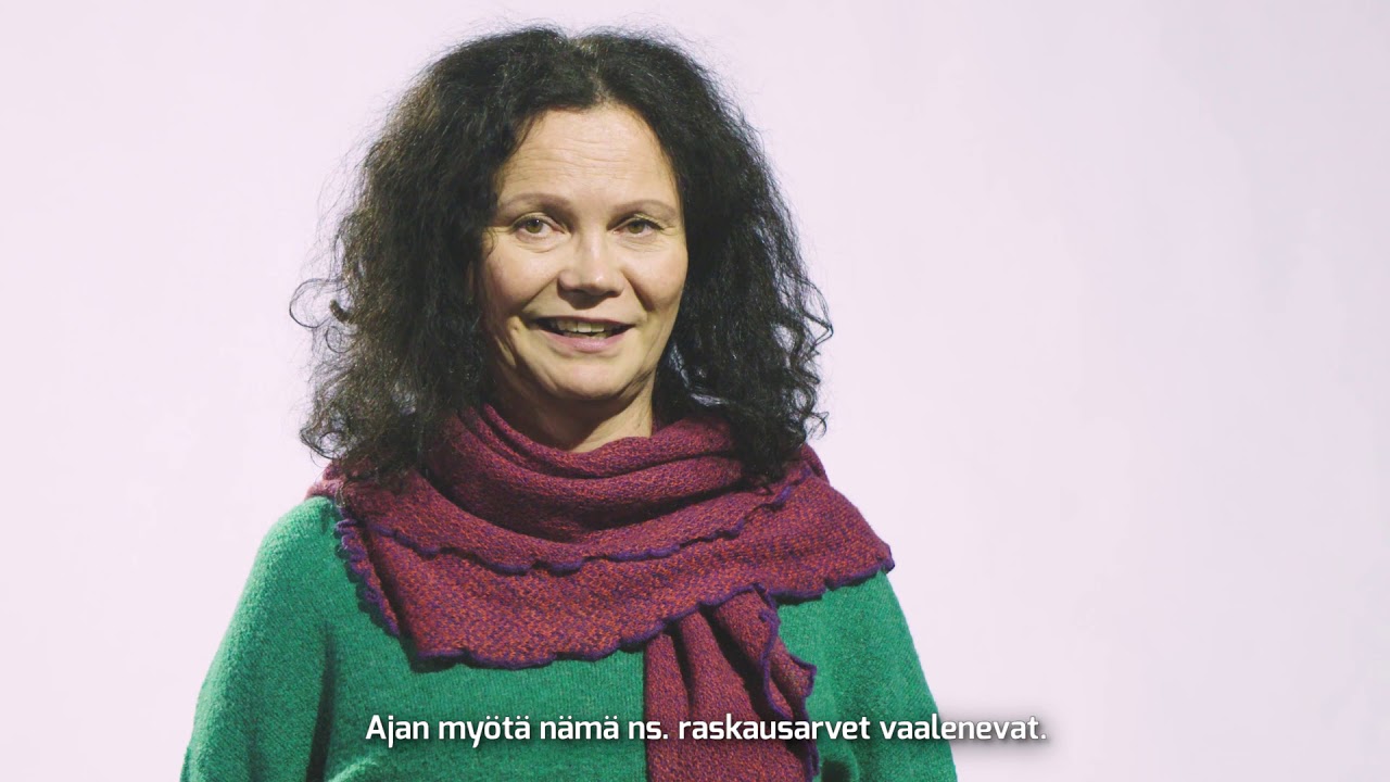 Tyttöjen murrosikä