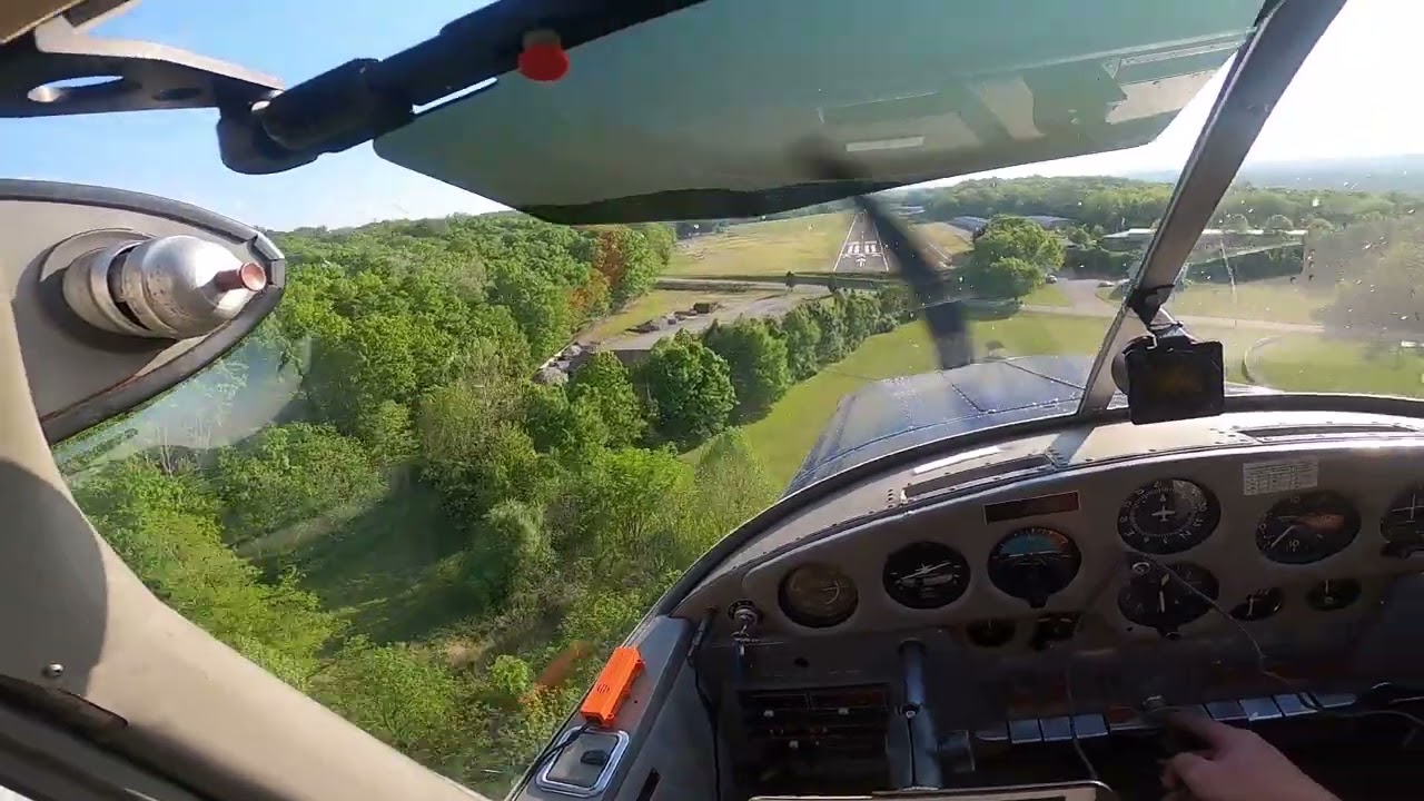 Very bad landing at Blairstown Airport!