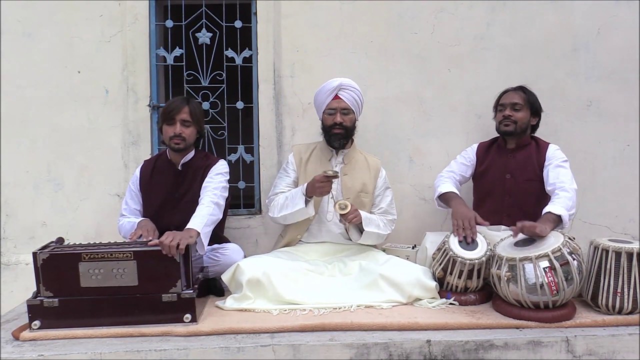 Main To Girdhar Ke Ghar Jaun (By: Fragrance Of Master)