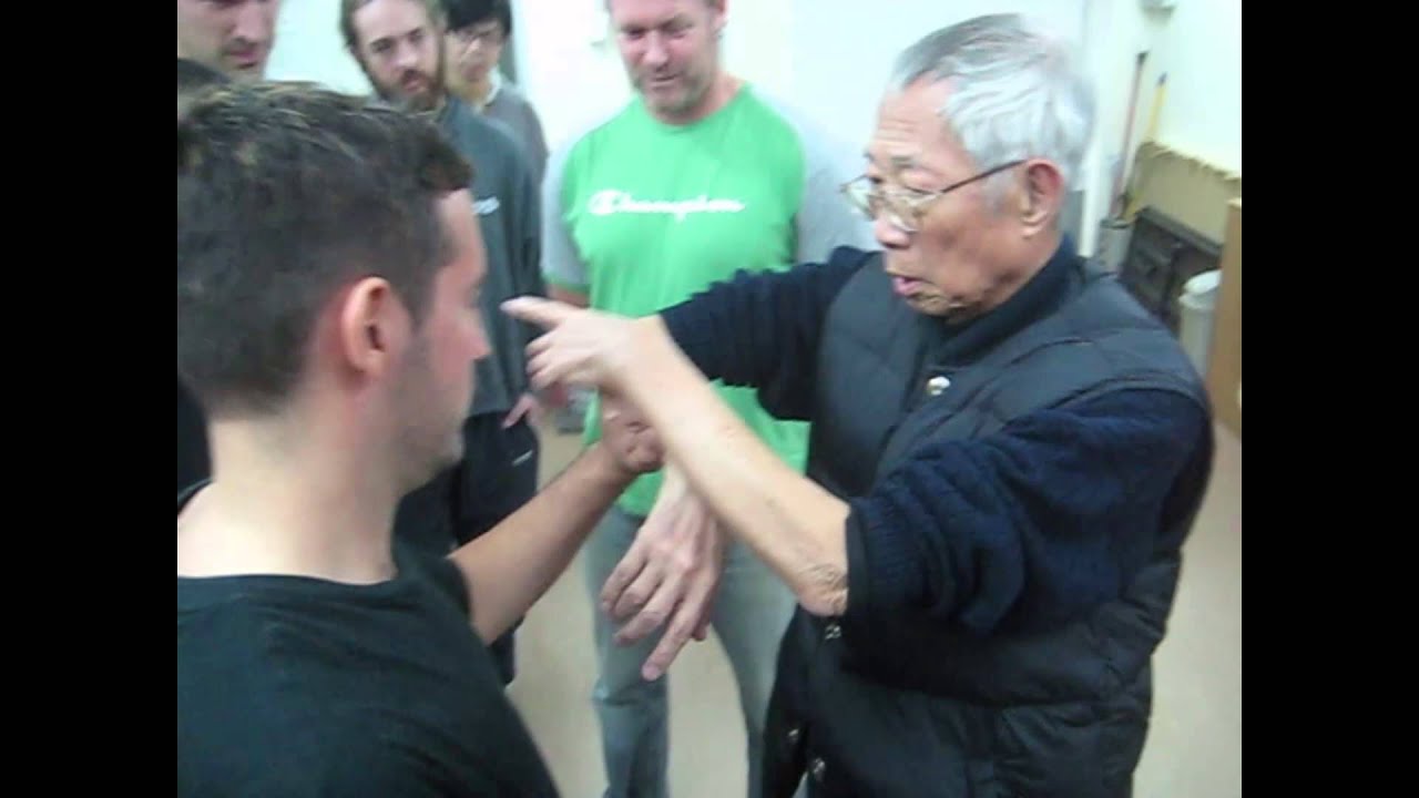 Wing Chun body movement ~ Chum Kiu vs Biu Jee methods - Chu Shong Tin