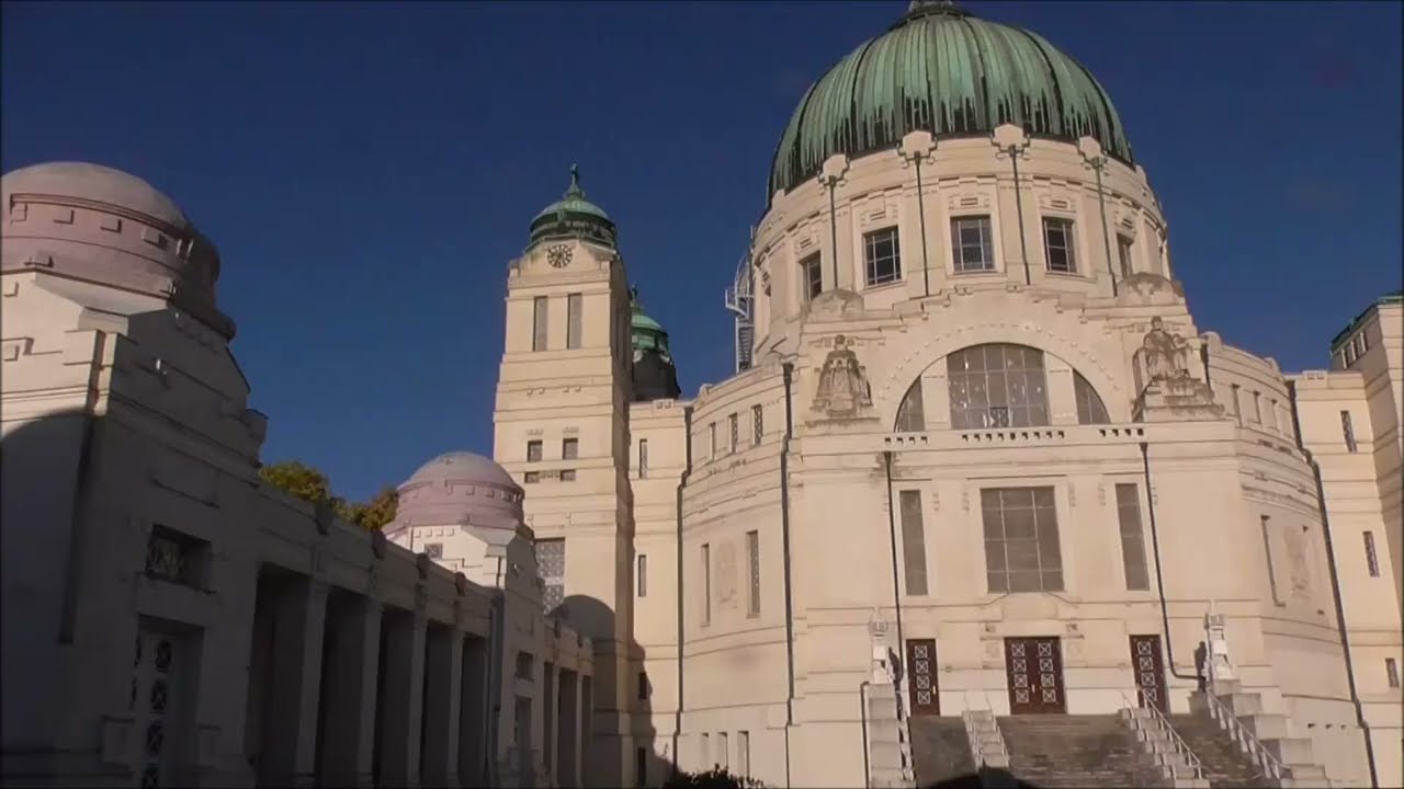 Wien, Zentralfriedhof: Glocke der Luegerkirche