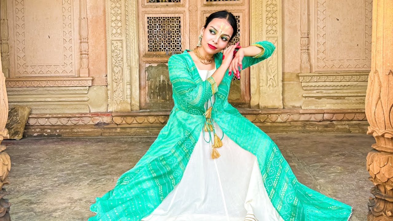 Kathak Dance | Kar Le Shringar | Devotional Offering to Radharaman Ji | Bhajan by @Sripundrik