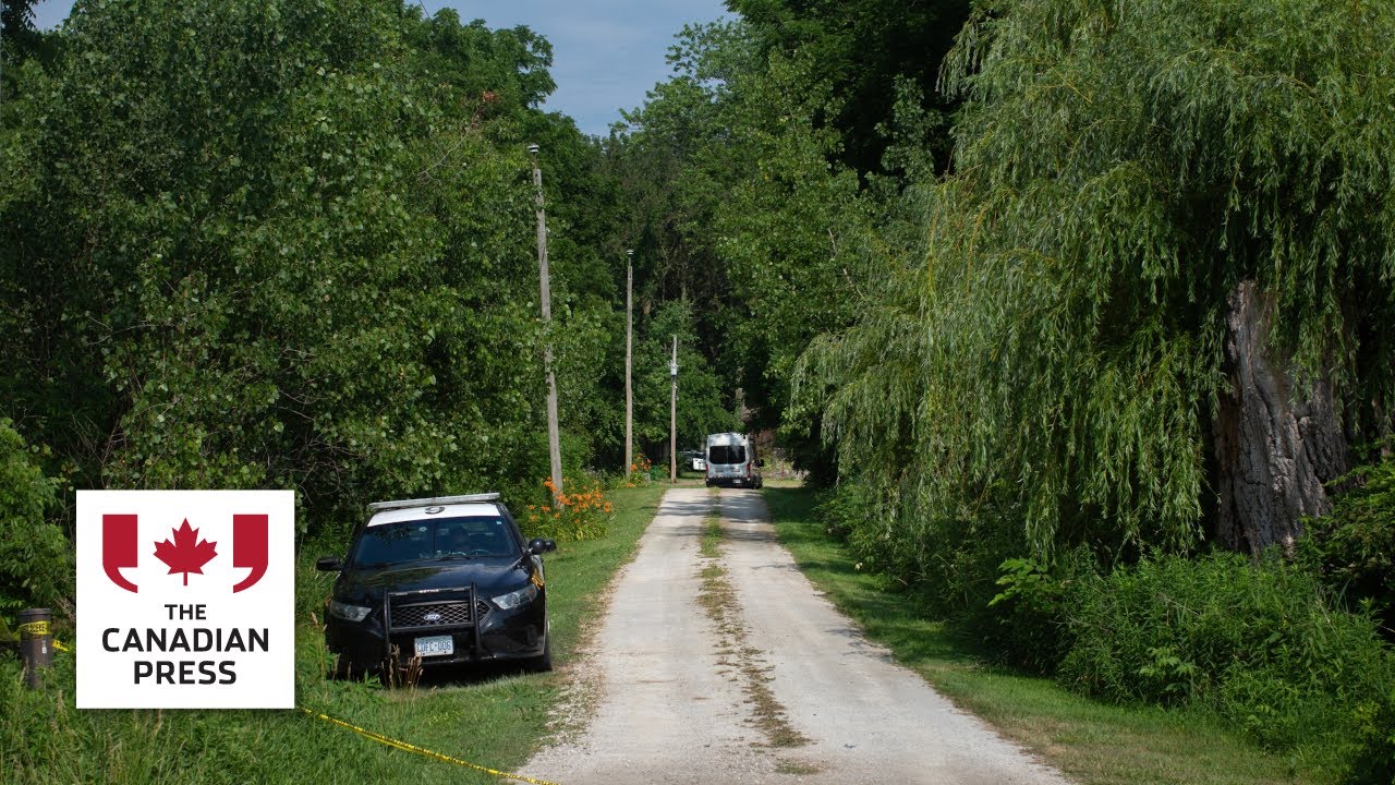 Mayor, friends remember family found dead in rural Ontario