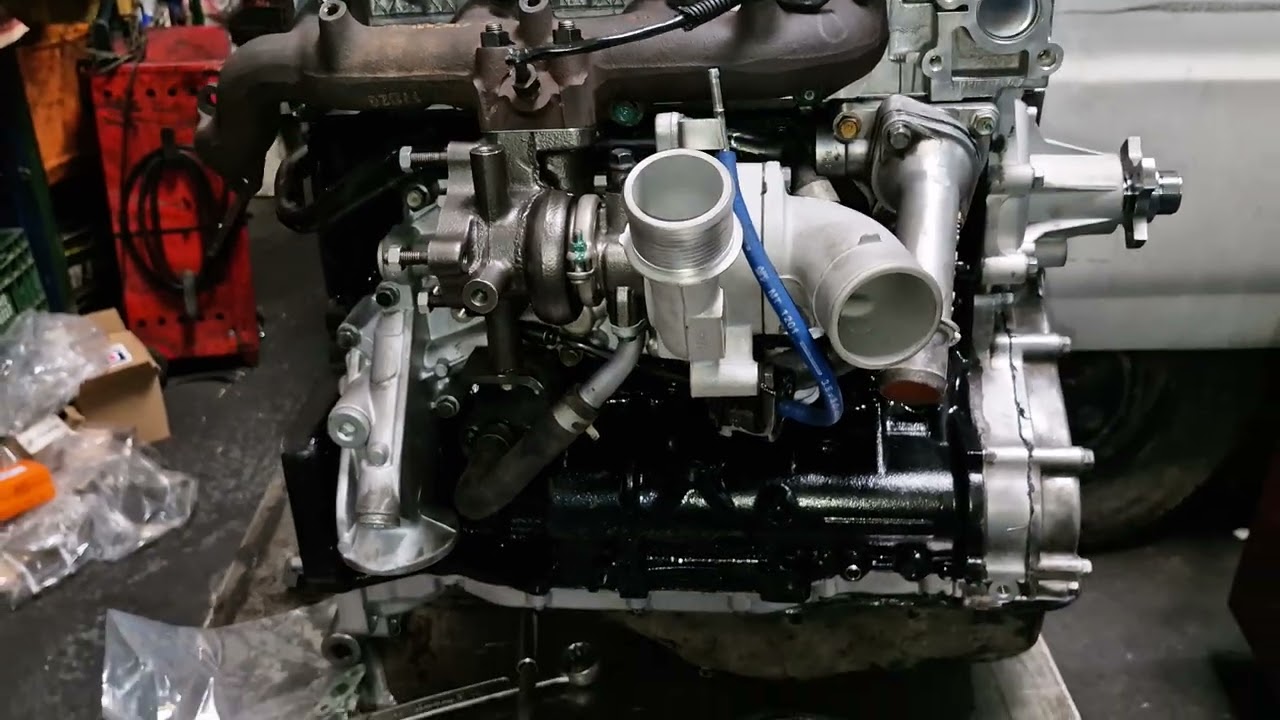 Hyundai hr 2.5 16v montando o motor