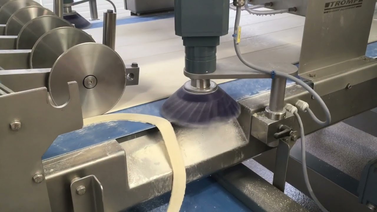 AMF Tromp Laminating Line - pastry make-up sweet and savoury - empenada production