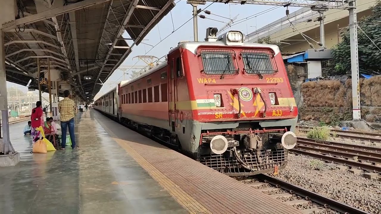 Thane Train Announcements, Arrivals & Skips: Rajdhani, Vande Bharat, Matysagandha, Netravati,Sitapur