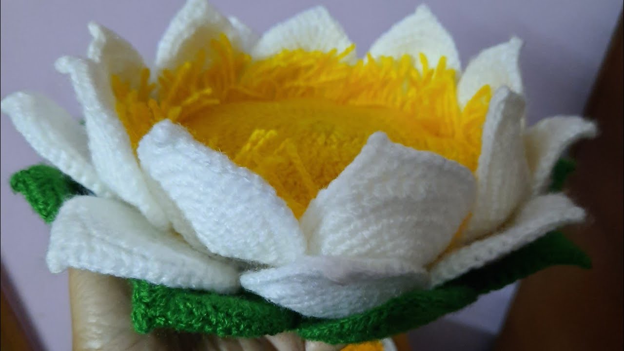 How to Crochet Lotus Flower, part-1 Right handed || उलन चे कमळ