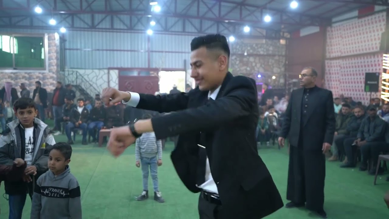 (2) حفل زفاف العريس حسن حشاش #آفراح_طيّ_الحشاشين منبج صاله الباسل مع الفنان مصطفى حمام