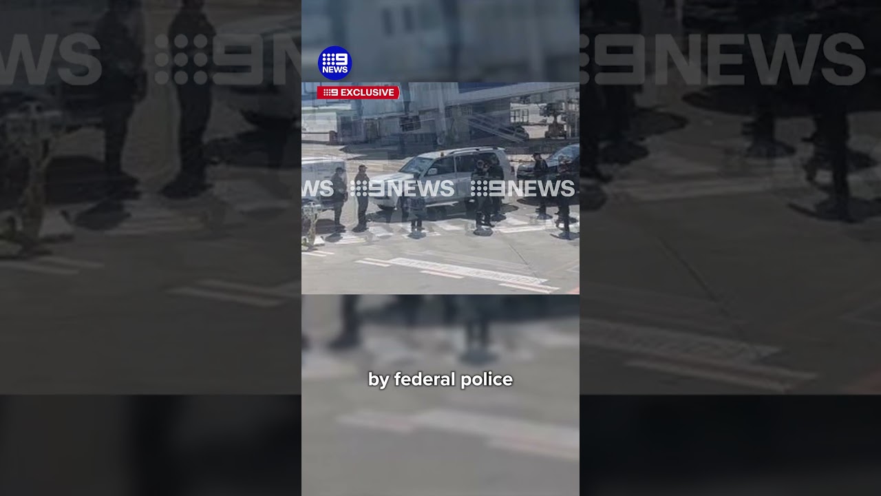 Ben Roberts-Smith Arrested at Sydney Airport | 9 News Australia