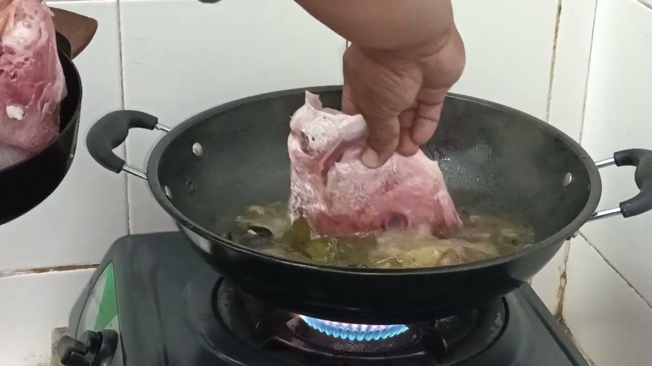 sup kepala ikan kak Limah biadap...