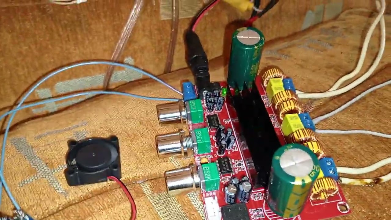 Мини вентилятор для охлаждения усилителя XH-M139