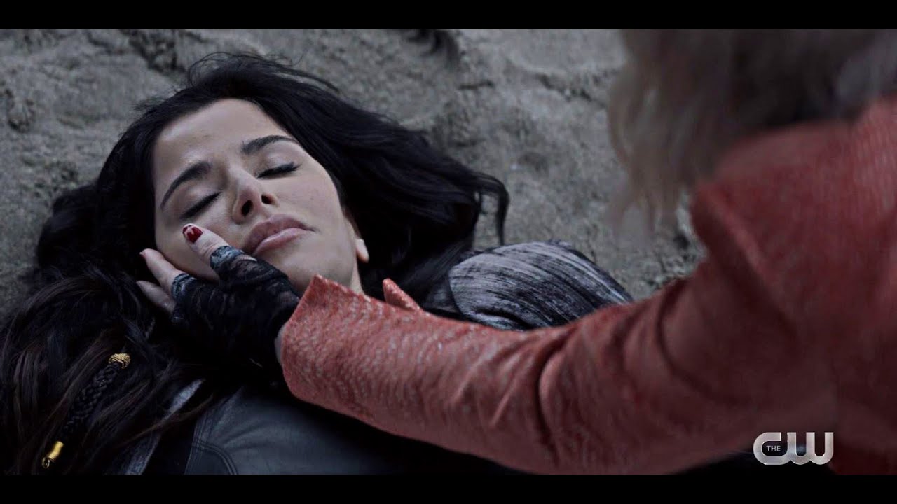 Alice Stabs Safiyah FULL Scene | Batwoman | 2x17 Season 2 Episode 17 (HD)