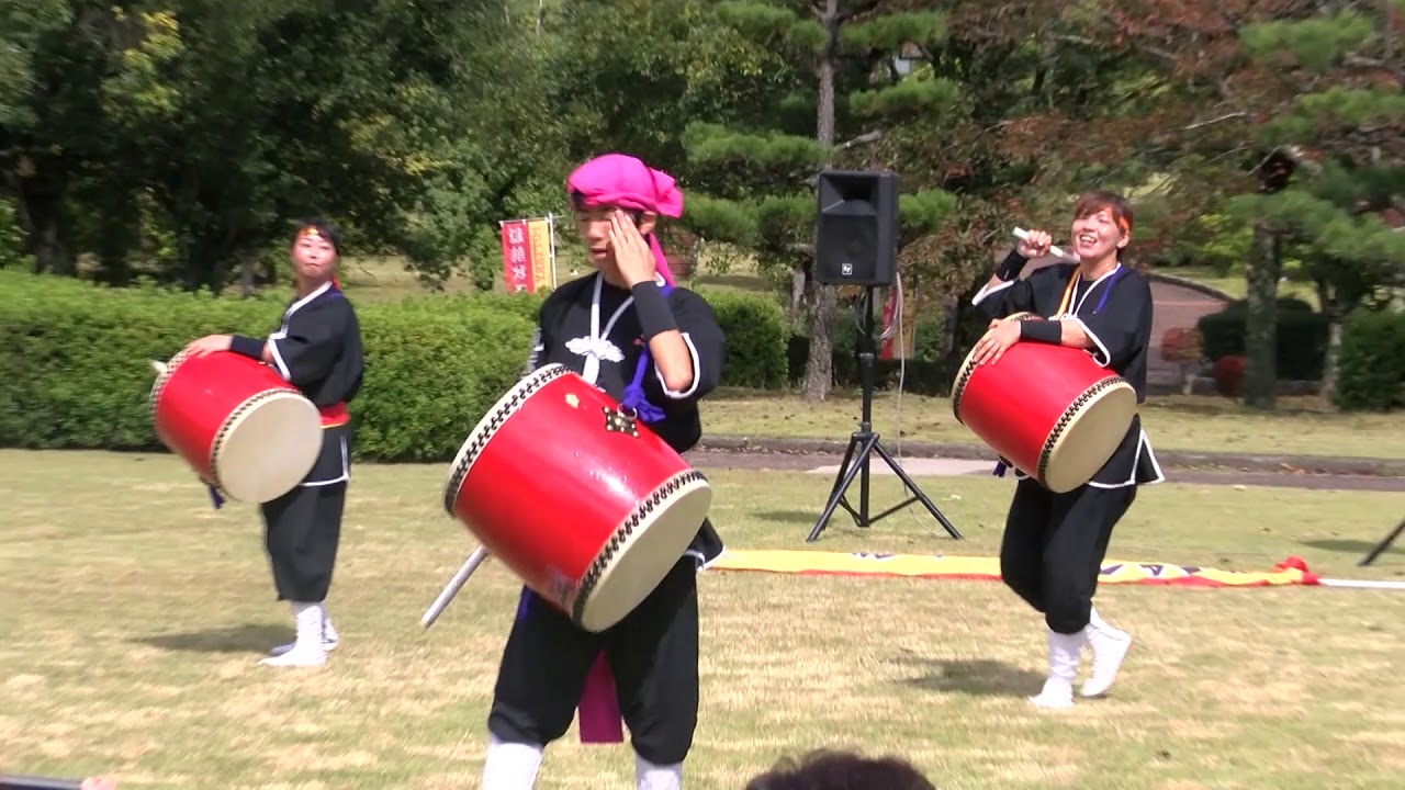 Okinawa's traditional performing art: Eisa 