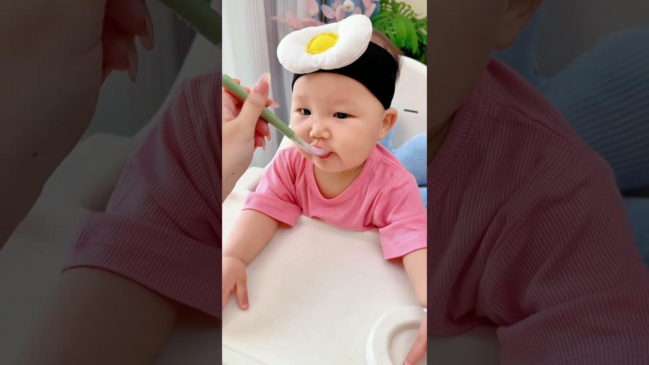 5-month-old babies should start eating some fruit. 