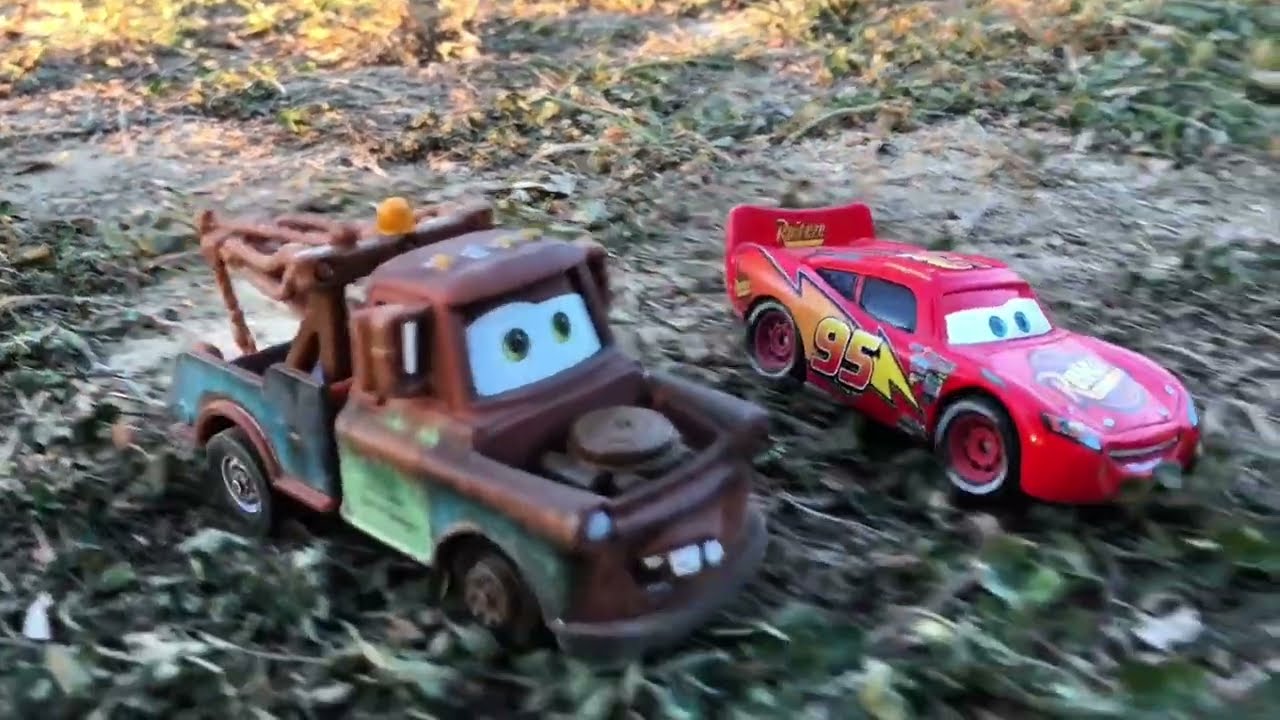 Lightning McQueen & Mater TRACTOR TIPPING! 🚜 Epic FRANK THE COMBINE Chase (Disney Cars Toys Movie)