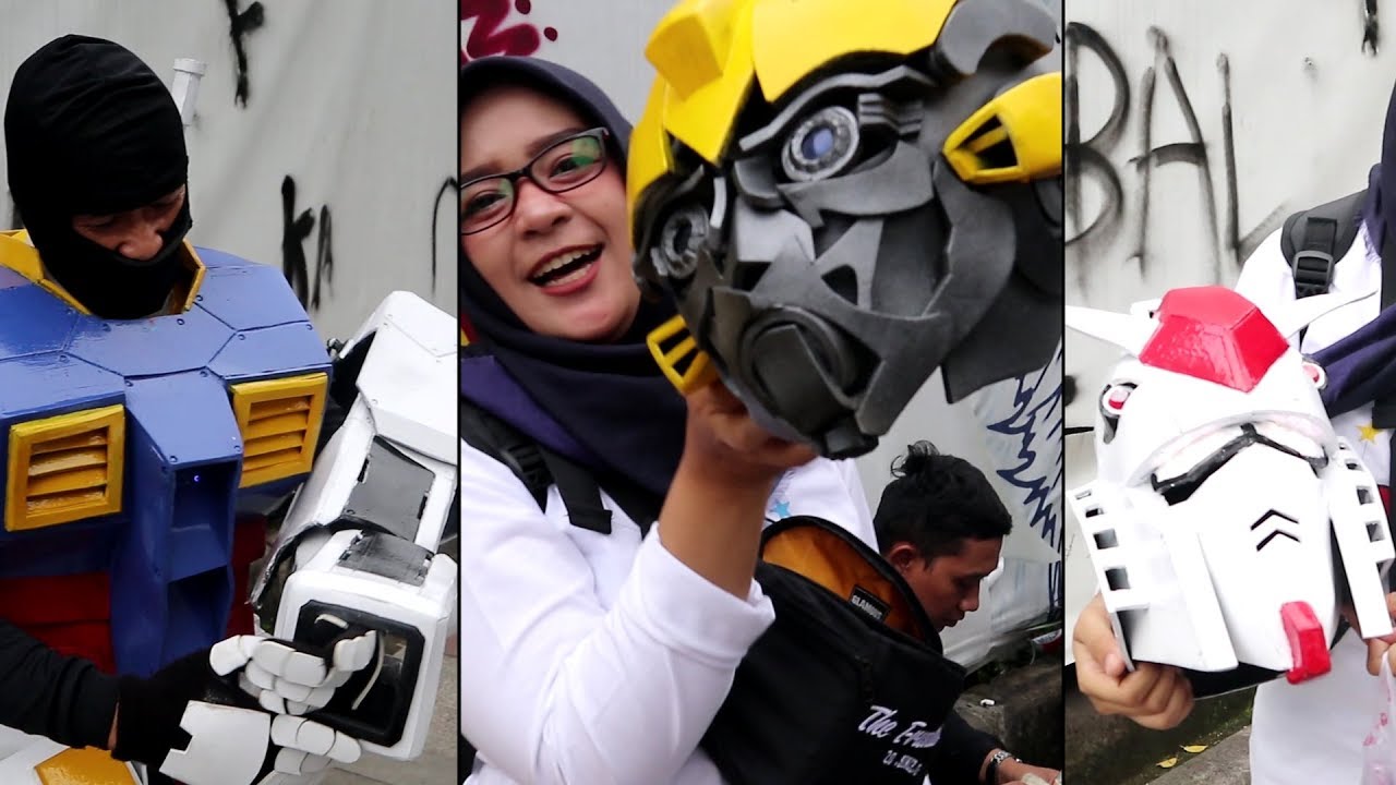 Di Balik Kostum Superhero Gundam & Bumble Bee Ada Seorang Bapak Yang Berjuang Untuk Keluarganya