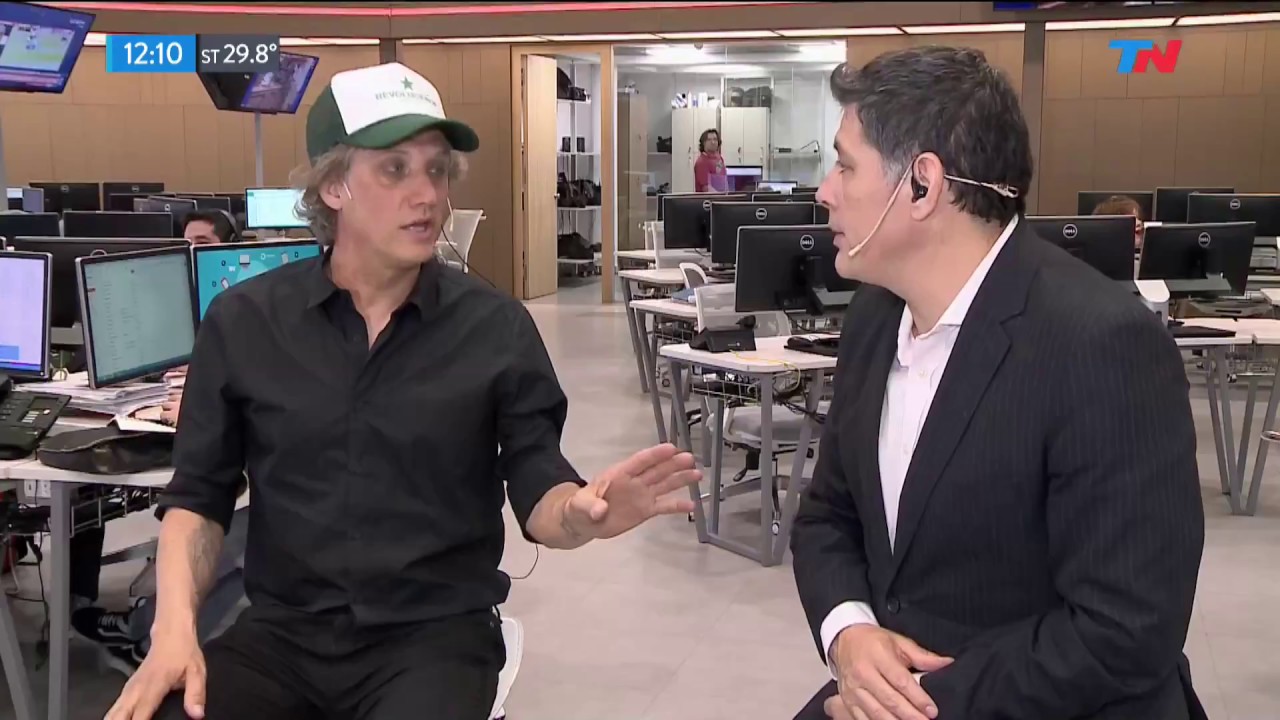 Charly Alberti en el centro multiplaforma Artear