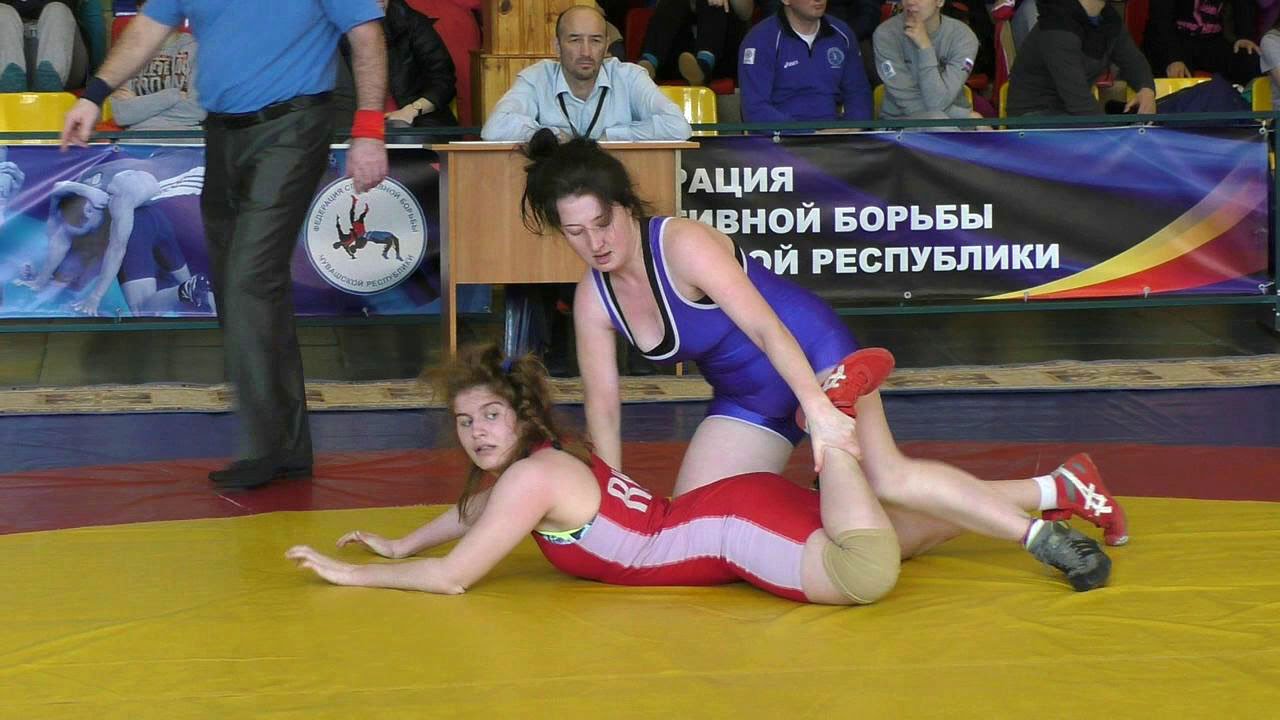Вольная борьба.  Женщины.  Чемпионат ПФО и турнир памяти Чапаева В.И. 9.04.2016. Чебоксары.
