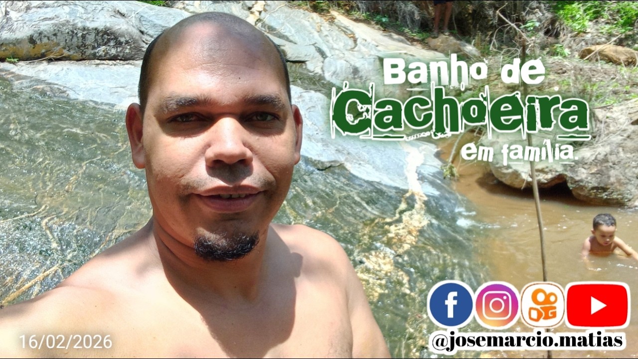 Banho de cachoeira em família... Davi amou, eu também gostei!