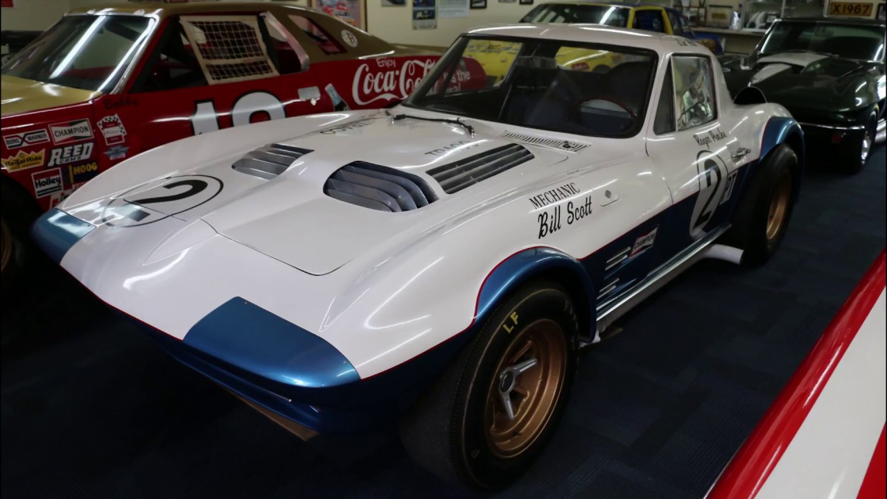 Видеообзор автомобиля Corvette Grand Sport 1963 года выпуска (номер модели 005) от Билла Тауэра.
