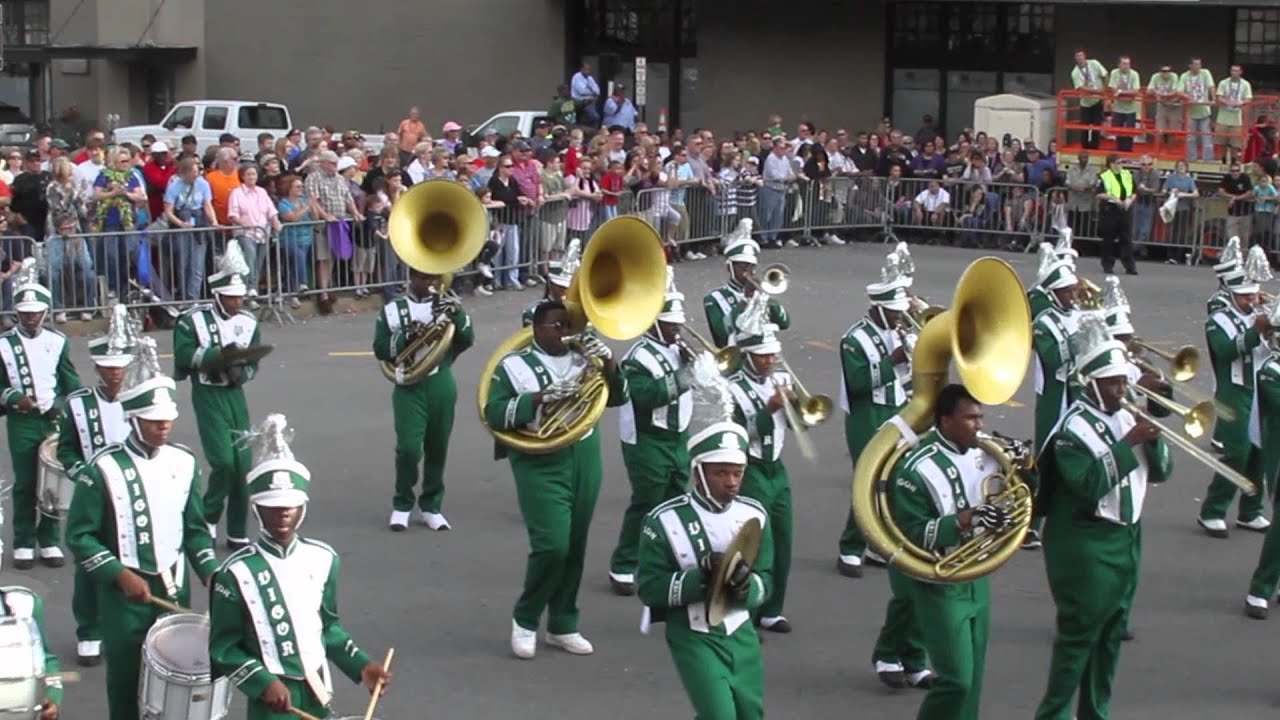 CF Vigor High School at Marching Madness Parade