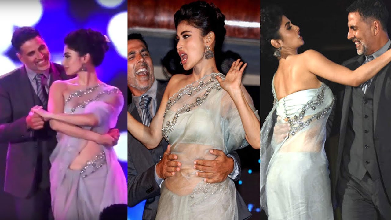 Akshay Kumar's CRAZY DANCE With Mouni Roy On Table At GOLD Music Launch Event