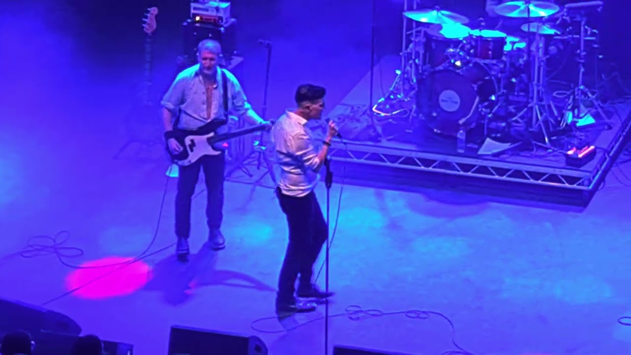 Handsome Devil. The Smyths. Shepherds Bush Empire 24/01/26