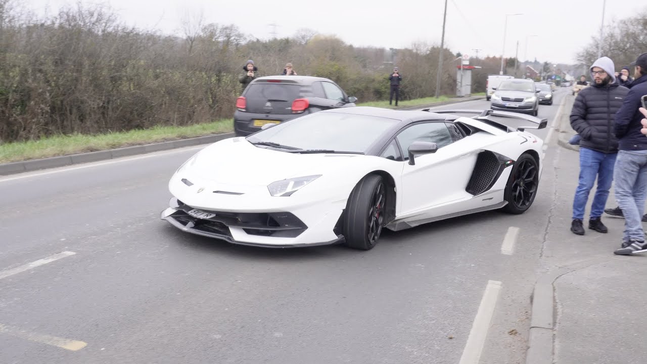 Supercars Leaving Car meet In Surrey, England!