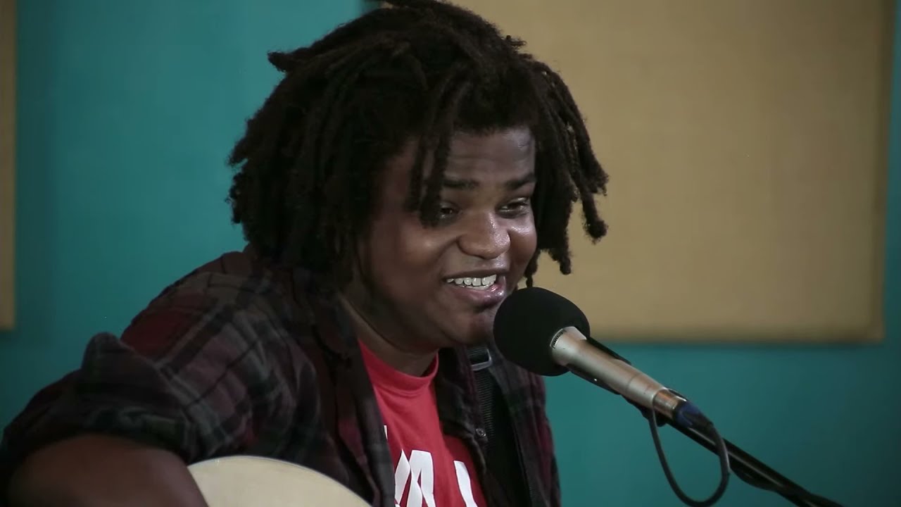 Wyatt Waddell live at Paste Studio on the Road: Chicago