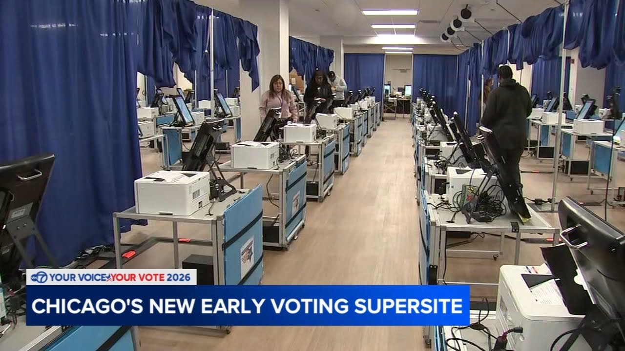 Election officials show off new Chicago voting supersite