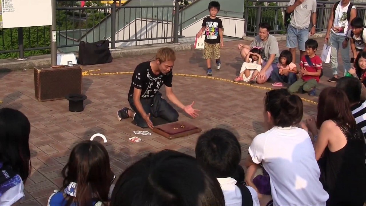 大道芸【マジシャン 聖寿】路上マジック