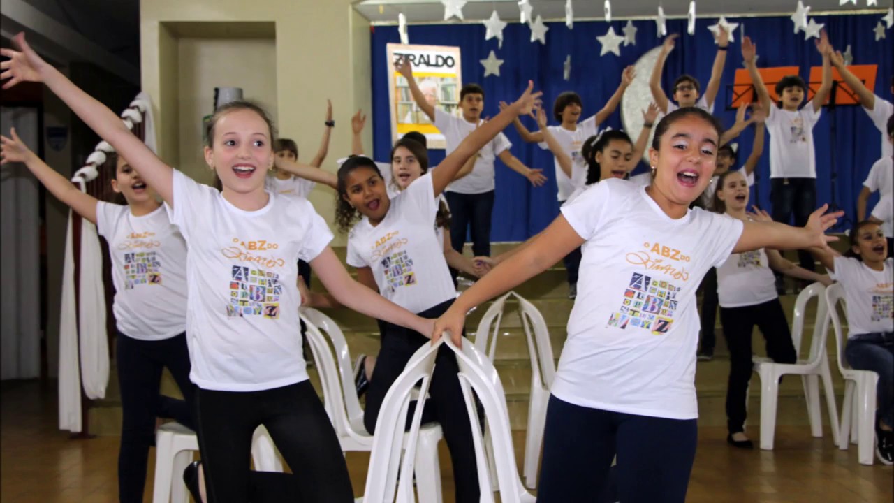 Sarau Literário de 2017 com o 5º ano -  Colégio Carmo de Cataguases