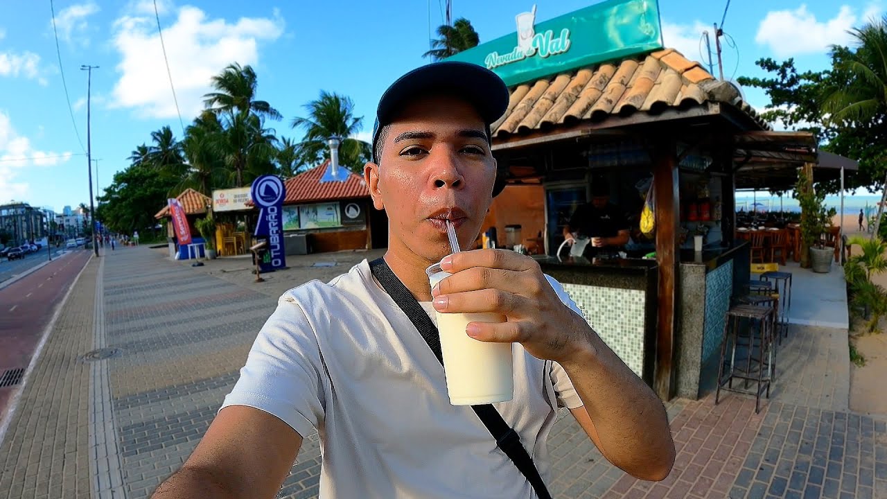 Tomando a bebida sucesso do verão de João Pessoa