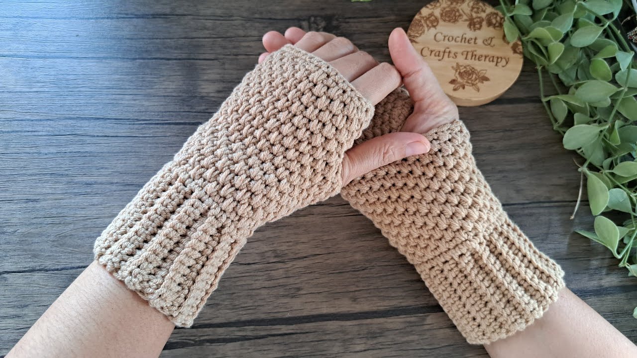 DIY Crochet Easy Fingerless Gloves Mitts | Crochet & Crafts Therapy