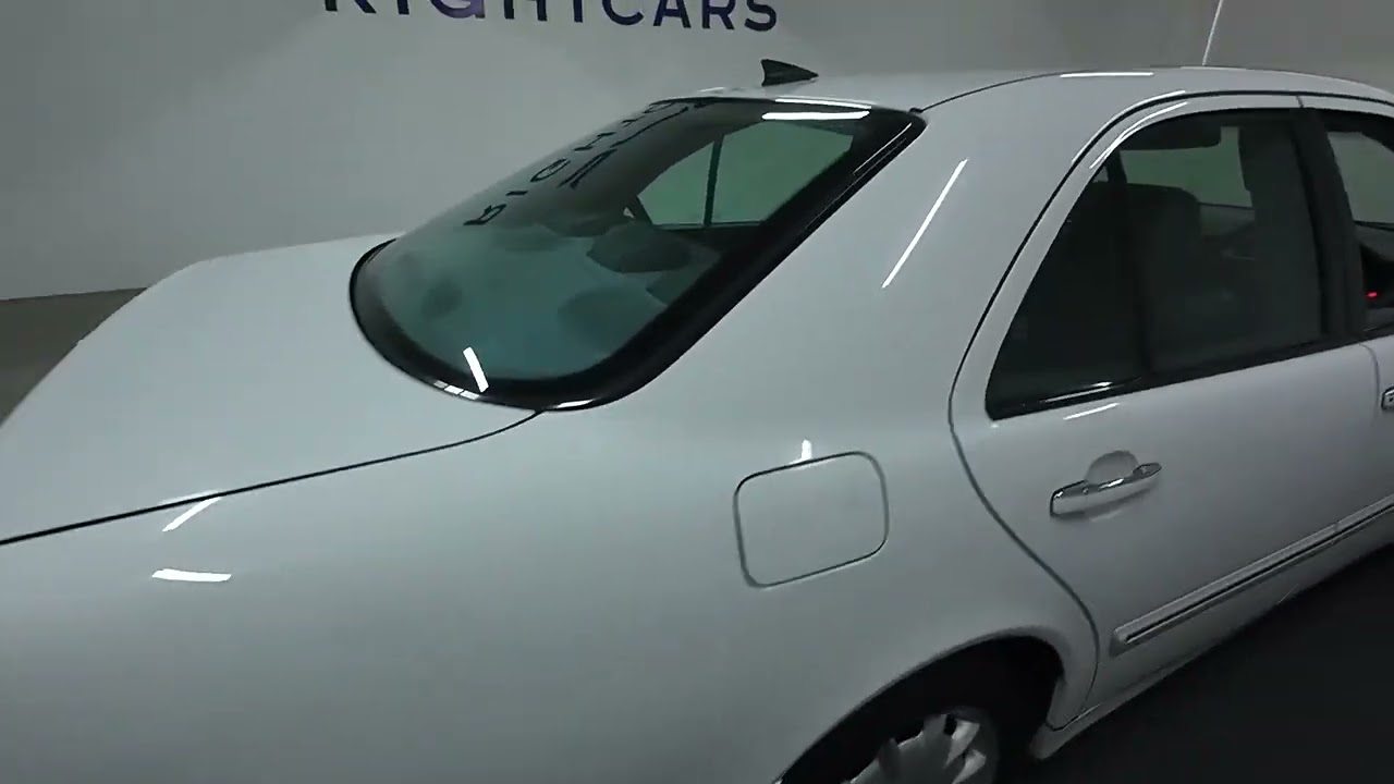 Mercedes-Benz E-Class E240 Elegance Auto 2000 года выпуска