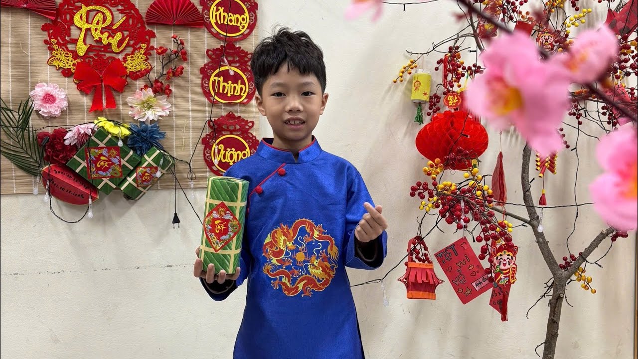Chúc mừng năm mới lớp 2e #tom #trongnhan #lơp2e