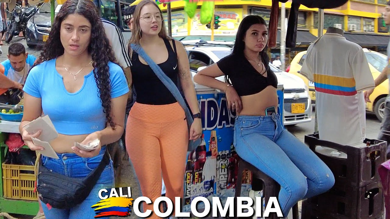 The Real Streets of Cali Colombia | EL Centro Medellin 4K 🇨🇴🔥