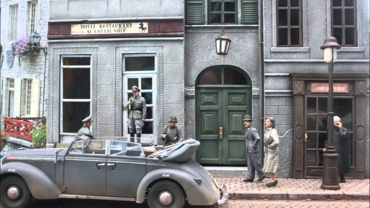 WW2 1/35 scale diorama. Opel Admiral at the Hotel