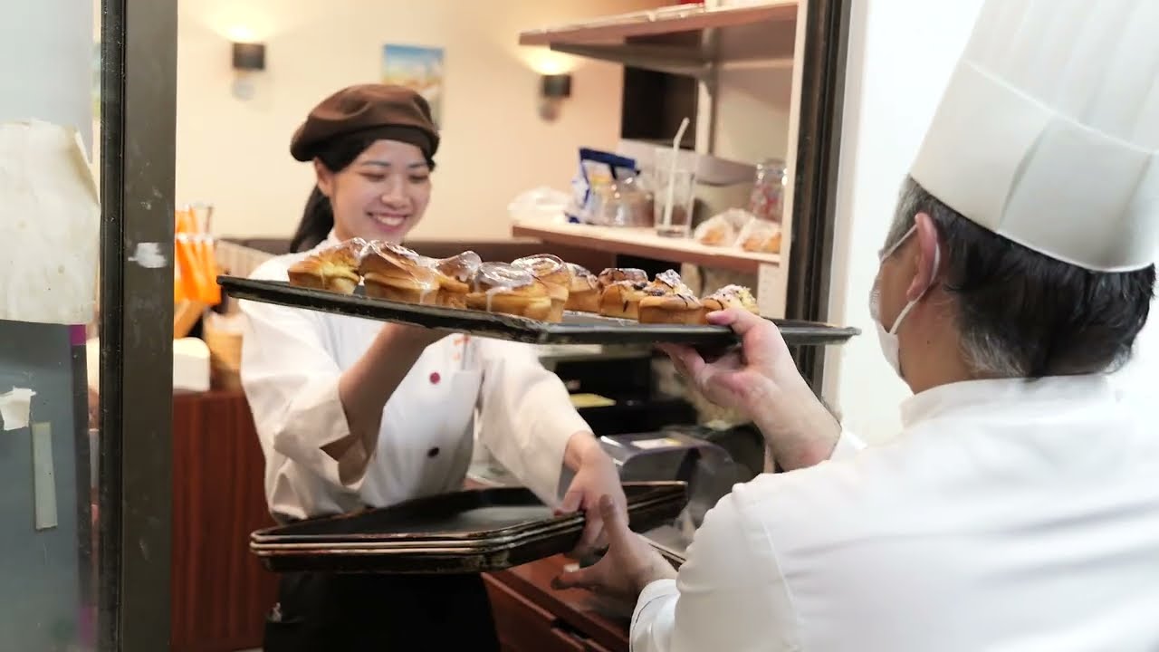 朝から500個以上も焼き上げる地域の方に愛される素敵なパン屋さん『Le petit ange』