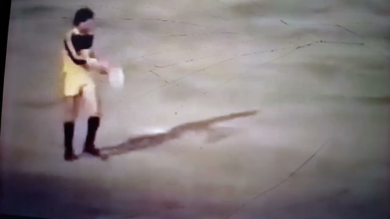 المعلق الرياضي خالدعبدالشفيع واطلالة علي نادرة الزمن الجميل الاهلي والزمالك دورى عام ٨١